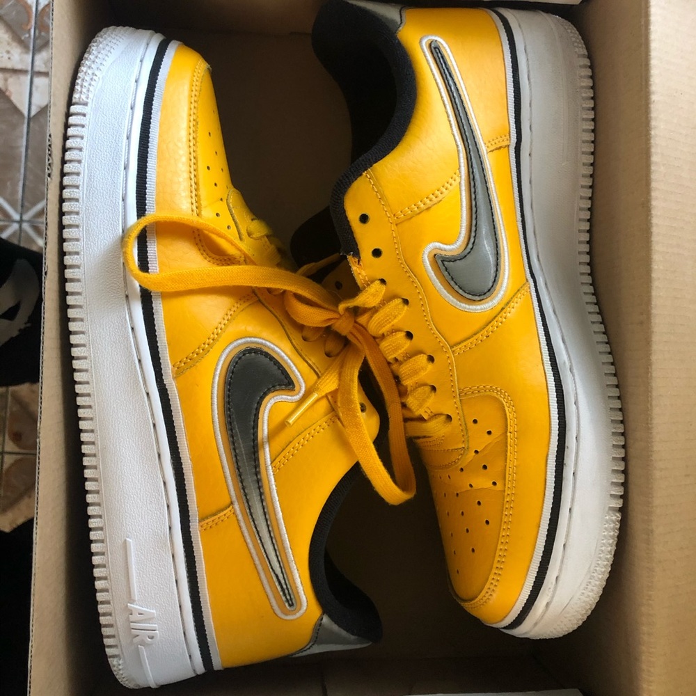 Nike Air Force NBA collab